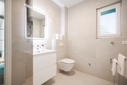 Apartments Mila - Apolon Deluxe room with bathroom and balcony