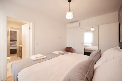 Apartments Mila - Atena Deluxe room with bathroom
