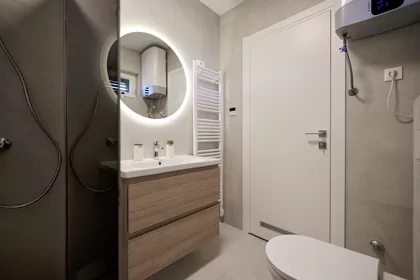 Apartments Mila - Atena Deluxe room with bathroom