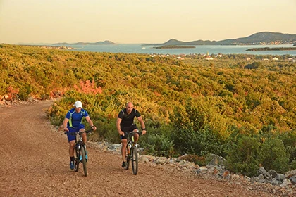 Sveti Filip i Jakov — bicycle path