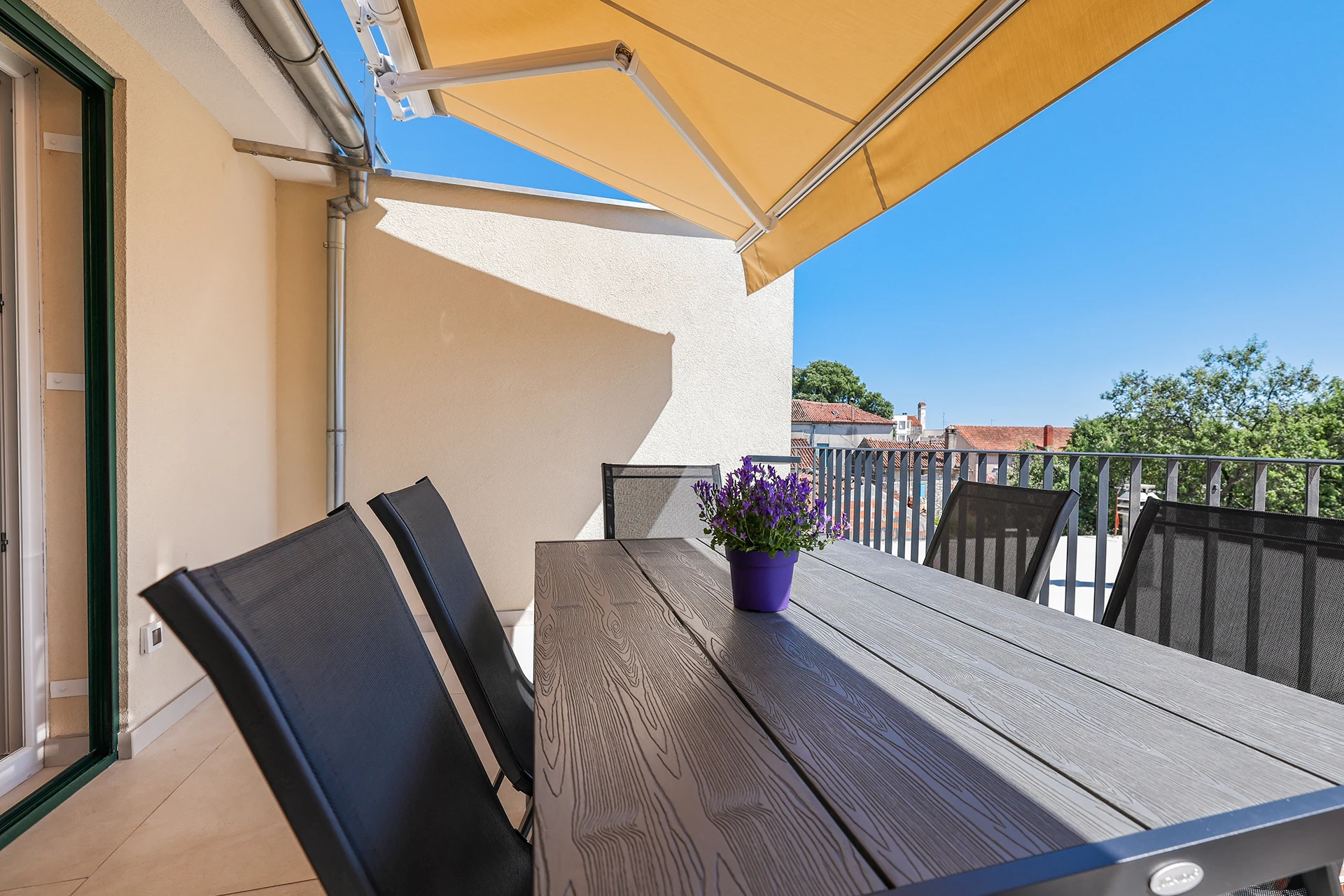 Aphrodite Apartment